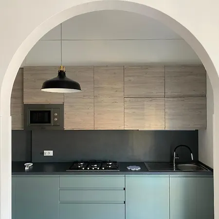 La Porta Accanto *