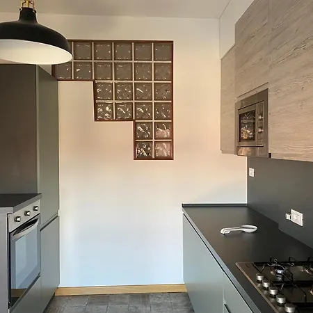 La Porta Accanto *